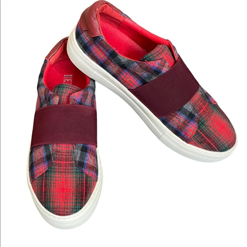 NWT Ladies Renvy Sneakers Size 8.5 M‎ - Picture 2 of 13